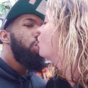 Meet your Posher, Deangelo